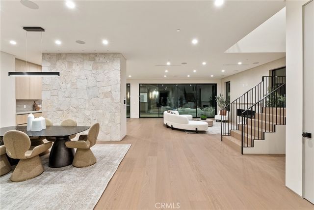 14738 Otsego Street, Sherman Oaks, CA 91403