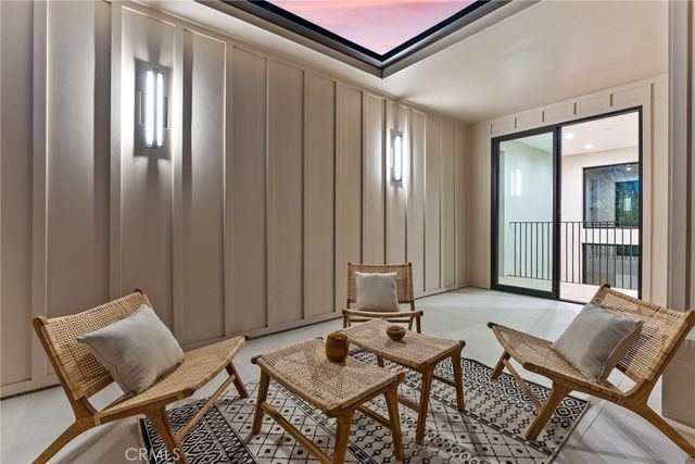 14738 Otsego Street, Sherman Oaks, CA 91403