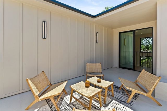 14738 Otsego Street, Sherman Oaks, CA 91403