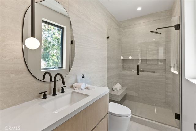 14738 Otsego Street, Sherman Oaks, CA 91403