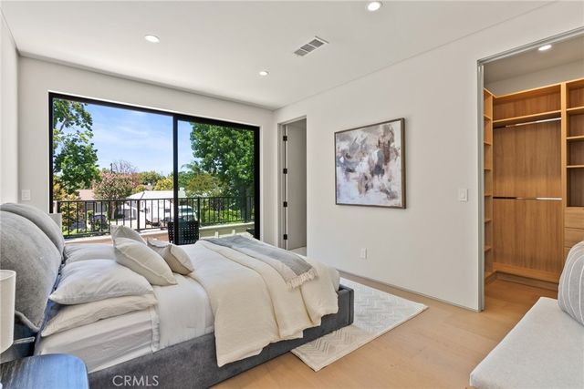 14738 Otsego Street, Sherman Oaks, CA 91403