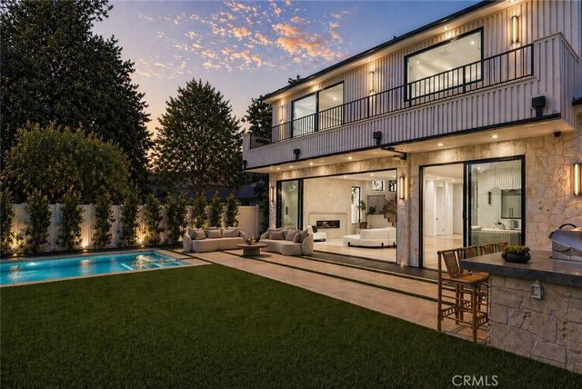 14738 Otsego Street, Sherman Oaks, CA 91403