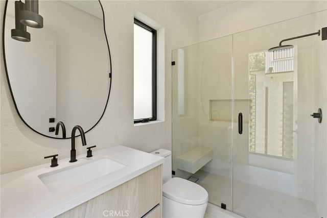 14738 Otsego Street, Sherman Oaks, CA 91403