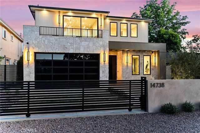 14738 Otsego Street, Sherman Oaks, CA 91403