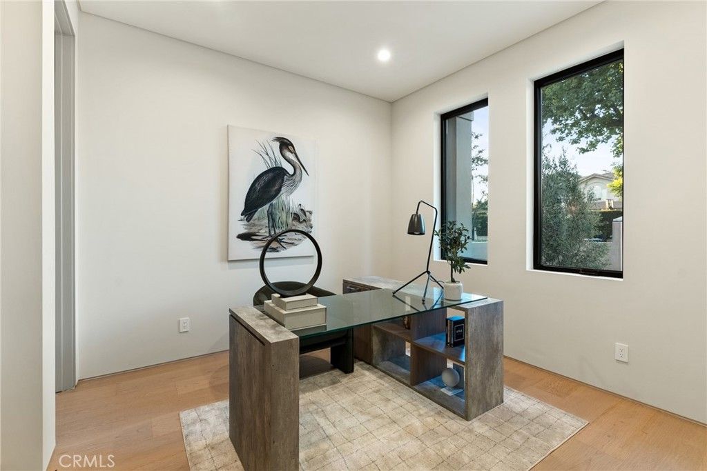 Image 47 of property listing at 14738 Otsego Street, Sherman Oaks, CA 91403