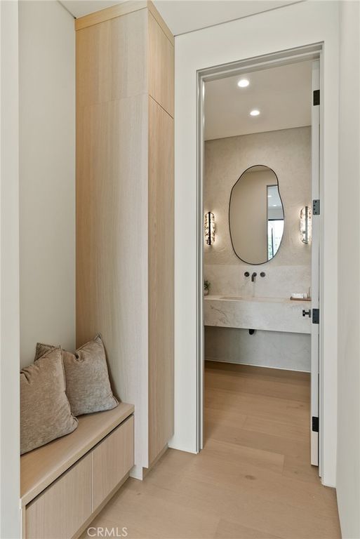 Image 50 of property listing at 14738 Otsego Street, Sherman Oaks, CA 91403