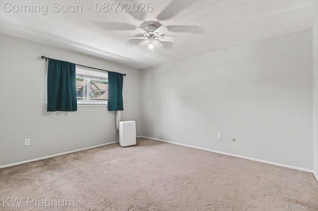 1516 Normandy Road, Royal Oak, MI 48073