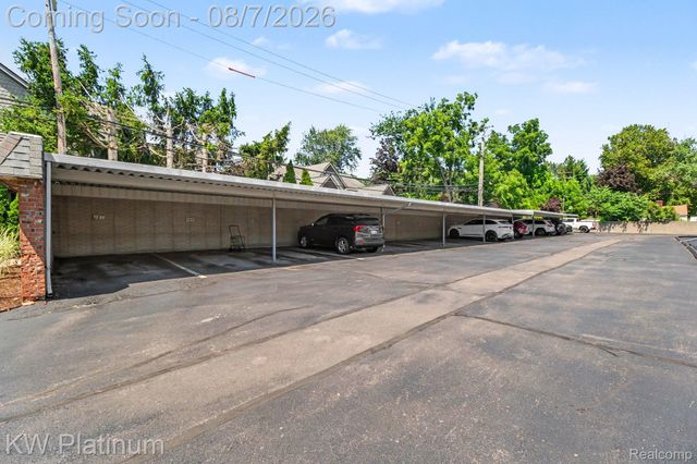 1516 Normandy Road, Royal Oak, MI 48073