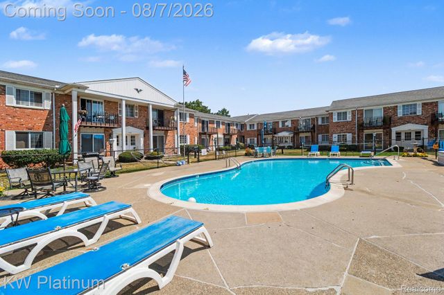 1516 Normandy Road, Royal Oak, MI 48073
