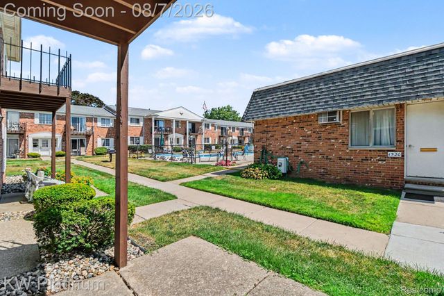 1516 Normandy Road, Royal Oak, MI 48073