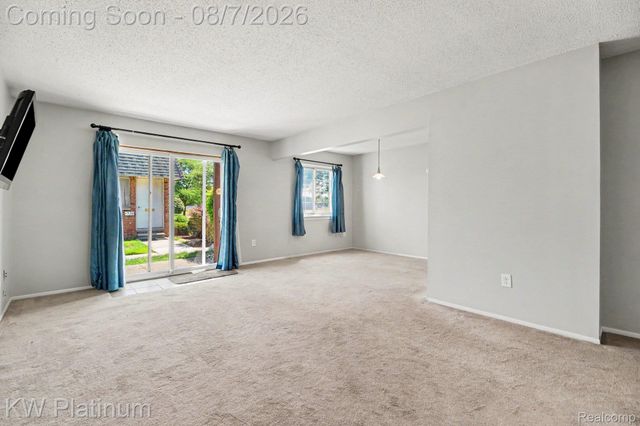 1516 Normandy Road, Royal Oak, MI 48073