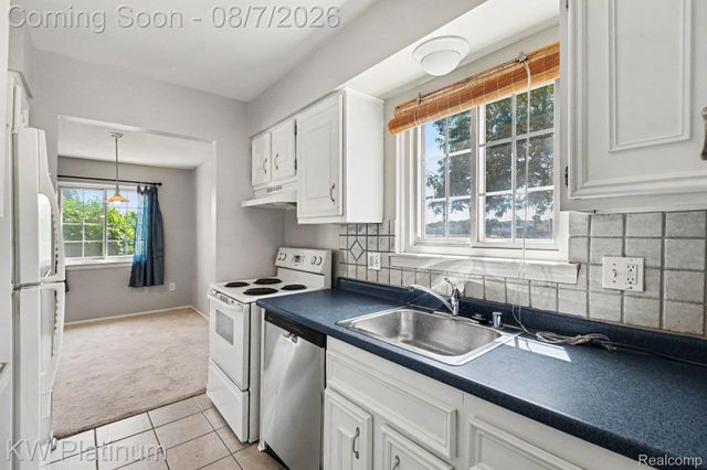 1516 Normandy Road, Royal Oak, MI 48073