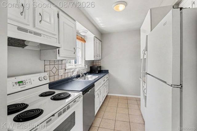 1516 Normandy Road, Royal Oak, MI 48073
