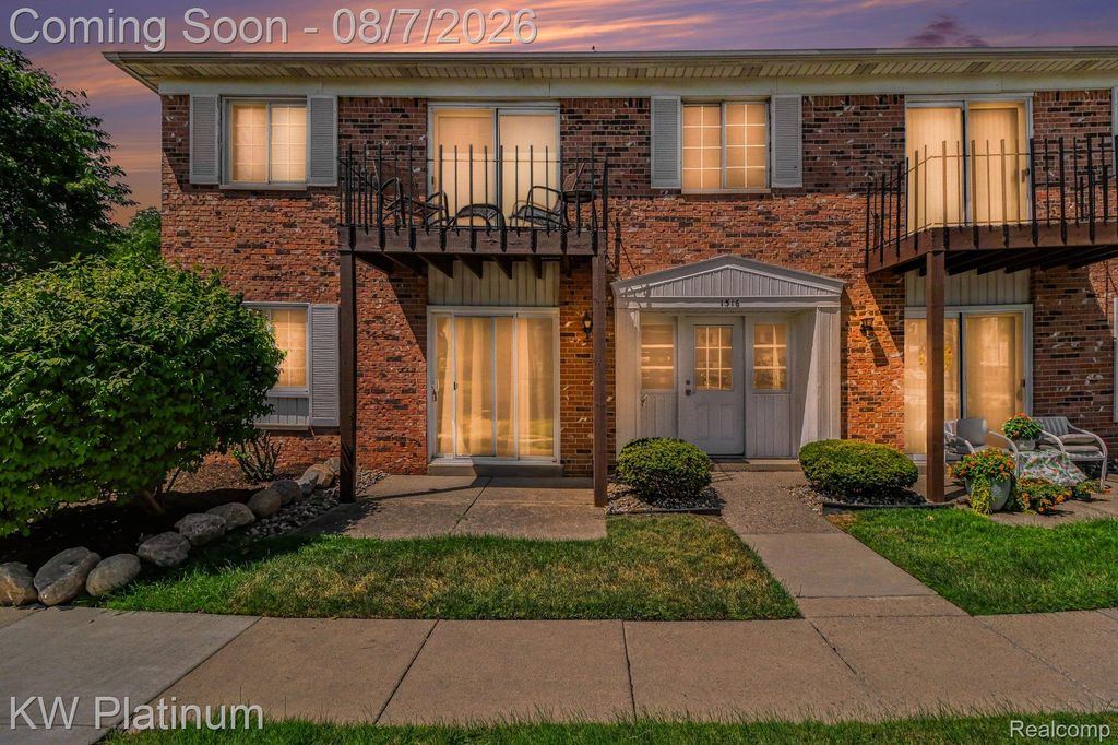 1516 Normandy Road, Royal Oak, MI 48073