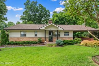 173 California Ave, Oak Ridge, TN 37830