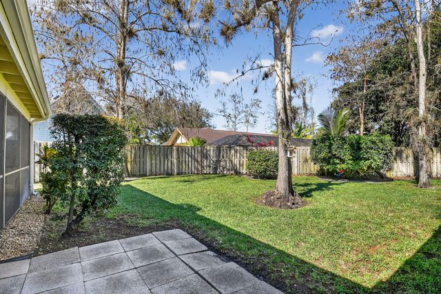 14059 Aster Avenue, Wellington, FL 33414