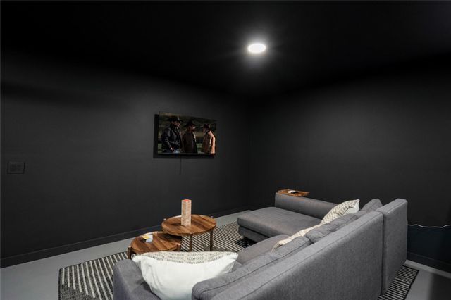 5614 Oakhaven Lane, Houston, TX 77091