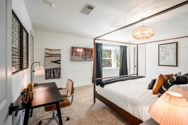 5614 Oakhaven Lane, Houston, TX 77091