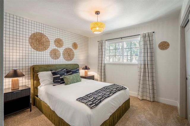 5614 Oakhaven Lane, Houston, TX 77091