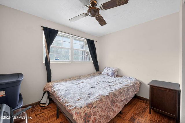 8834 CAMPHOR Drive, Jacksonville, FL 32208