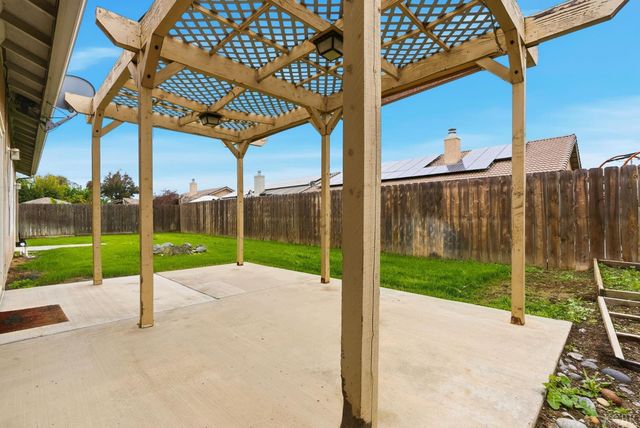 535 Mallard Avenue, Lemoore, CA 93245