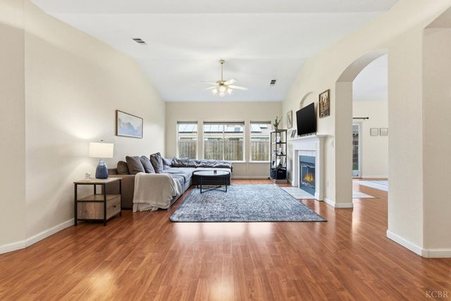 535 Mallard Avenue, Lemoore, CA 93245