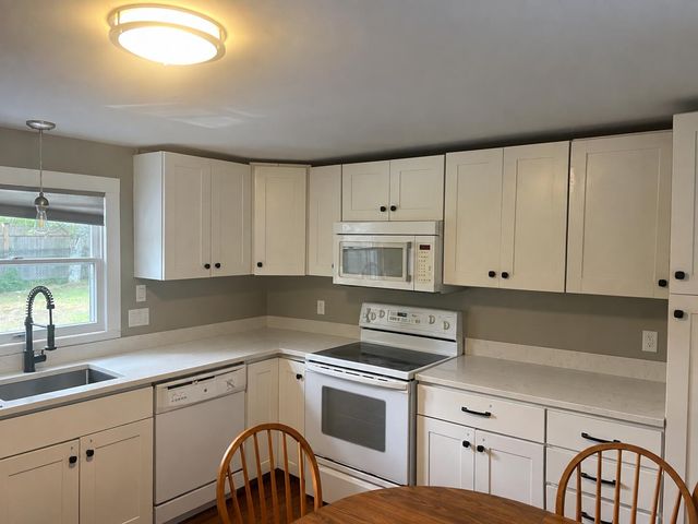 413 West Yarmouth Road, West Yarmouth, MA 02673