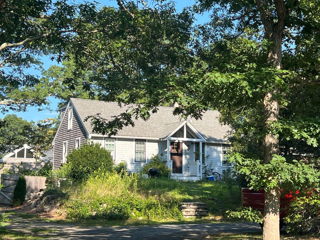 413 West Yarmouth Road, West Yarmouth, MA 02673