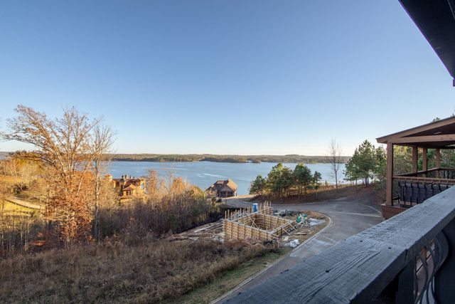 357 HIGH POINTE DR, Savannah, TN 38372