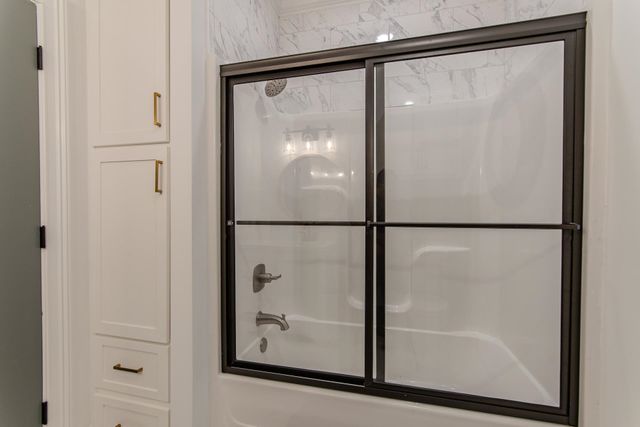 357 HIGH POINTE DR, Savannah, TN 38372