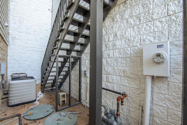 357 HIGH POINTE DR, Savannah, TN 38372