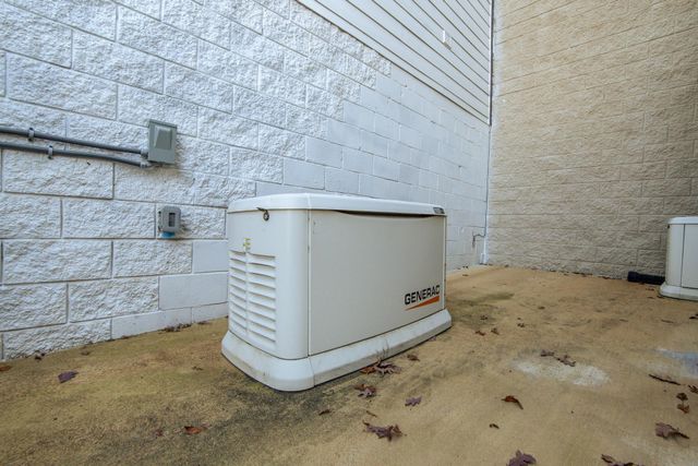 357 HIGH POINTE DR, Savannah, TN 38372