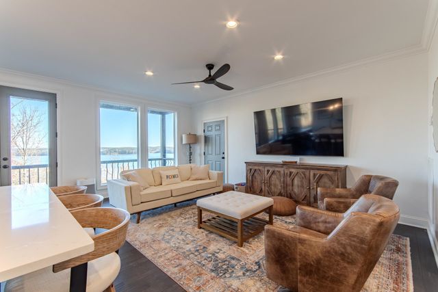 357 HIGH POINTE DR, Savannah, TN 38372