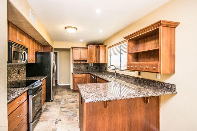 17418 N 46th Place, Phoenix, AZ 85032