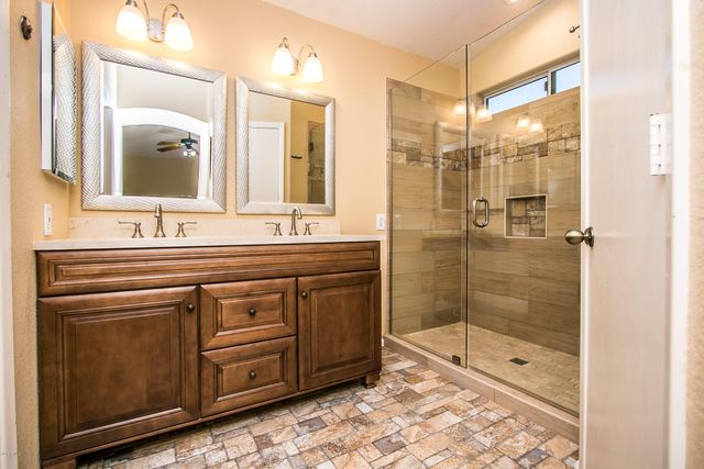17418 N 46th Place, Phoenix, AZ 85032