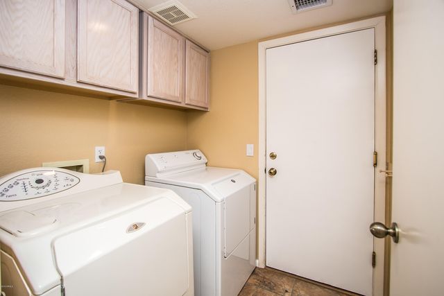 17418 N 46th Place, Phoenix, AZ 85032