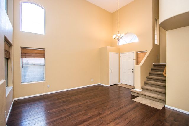 17418 N 46th Place, Phoenix, AZ 85032