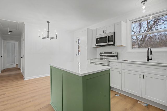 225 Colt Dr, Nashville, TN 37221