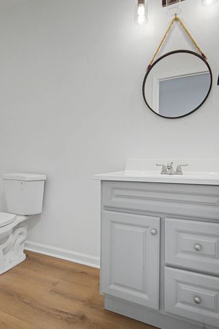 225 Colt Dr, Nashville, TN 37221