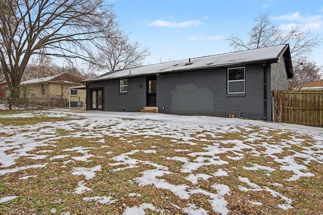 225 Colt Dr, Nashville, TN 37221