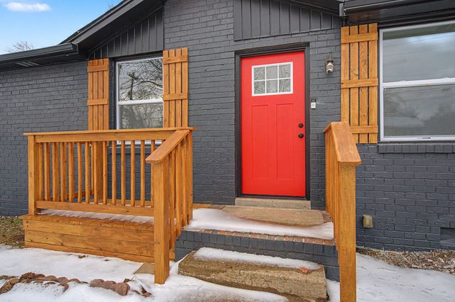 225 Colt Dr, Nashville, TN 37221