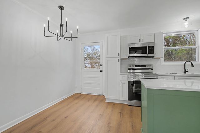 225 Colt Dr, Nashville, TN 37221