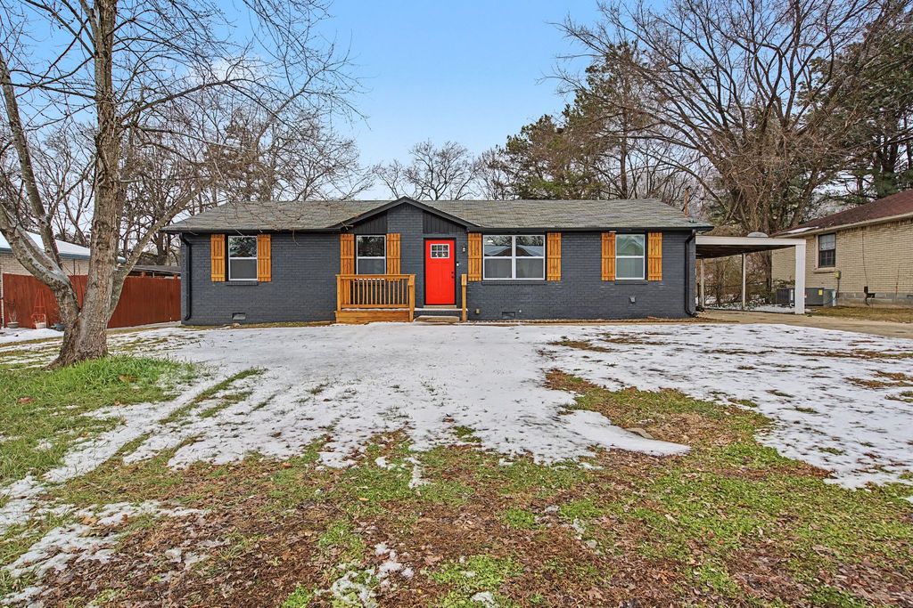 225 Colt Dr, Nashville, TN 37221