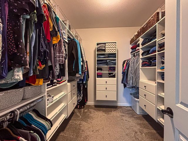 1345 Goldenrod WAY, Oconomowoc, WI 53066