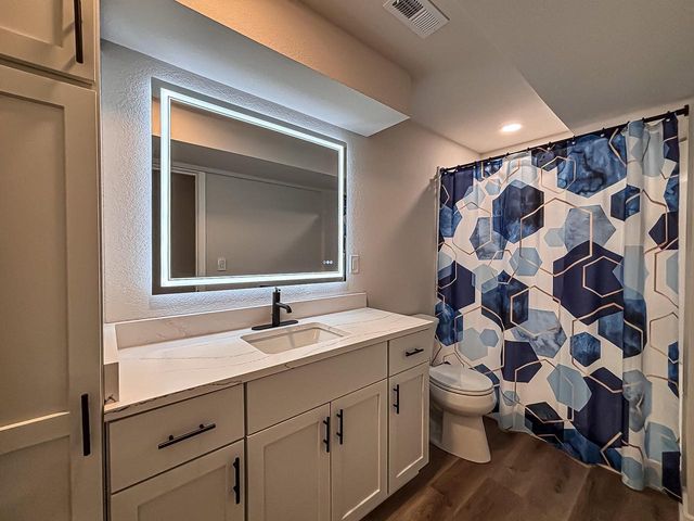 1345 Goldenrod WAY, Oconomowoc, WI 53066