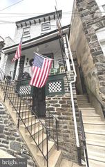 127 GREEN LN, Philadelphia, PA 19127