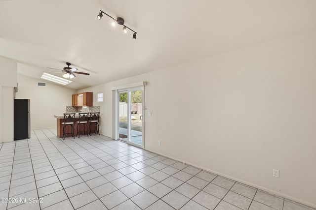 3180 W Wildwood Drive, Tucson, AZ 85741