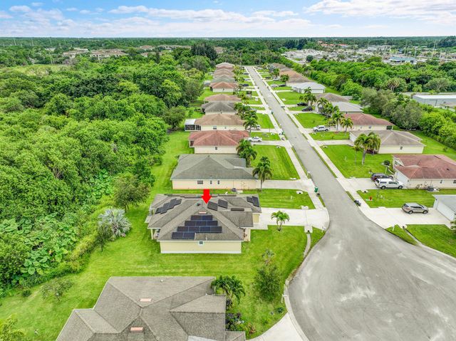 6412 Las Palmas Way, Port St Lucie, FL 34952