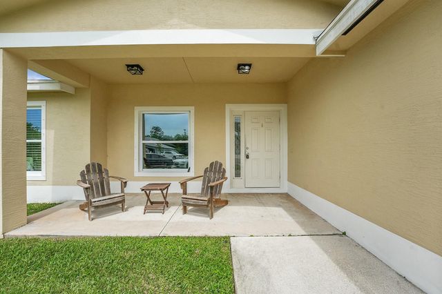 6412 Las Palmas Way, Port St Lucie, FL 34952