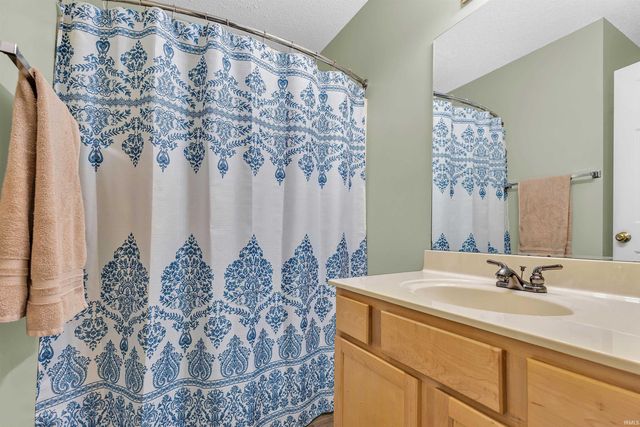 888 E Sherwood Hills Drive, Bloomington, IN 47401